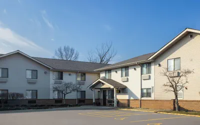 Photo 2 - Super 8 by Wyndham Mentor/Cleveland Area