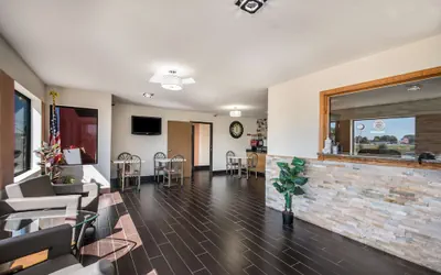 Photo 5 - Americas Best Value Inn & Suites Harrisonville