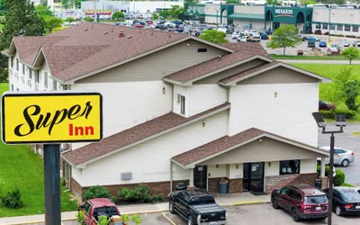 Photo 2 - Super Inn by OYO Lansing MI