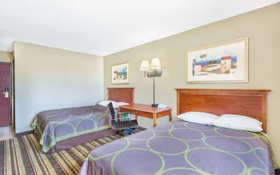 Photo 5 - Super 8 by Wyndham Tilton/Lake Winnipesaukee