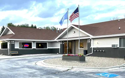 Photo 2 - Super 8 by Wyndham Hot Springs