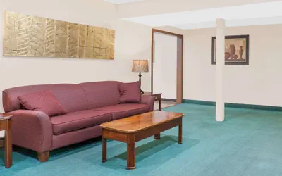 Photo 3 - Super 8 by Wyndham Middletown