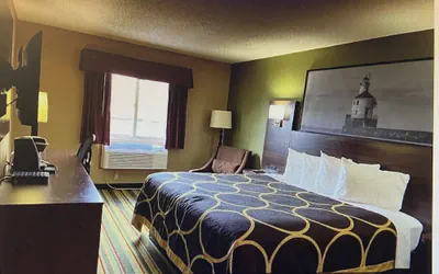Photo 5 - Super 8 by Wyndham Superior WI