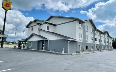 Photo 2 - Super 8 by Wyndham Corbin/London KY