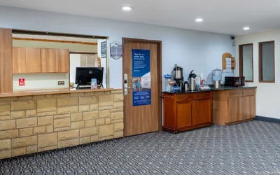 Photo 4 - Super 8 by Wyndham Livingston Yellowstone