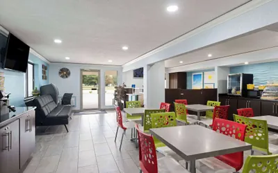 Photo 4 - Days Inn by Wyndham Miami