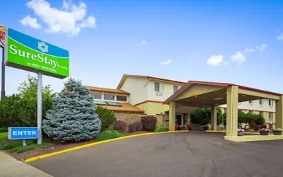 Photo 2 - SureStay Hotel by Best Western Ellensburg