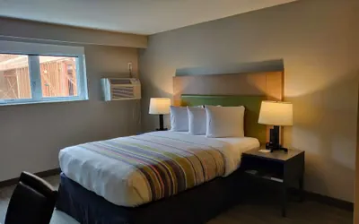 Photo 5 - Country Inn & Suites by Radisson, Seattle-Tacoma International Airport, WA