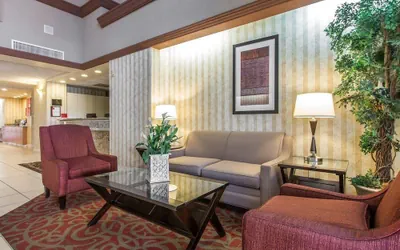 Photo 2 - Comfort Suites Palm Desert I-10