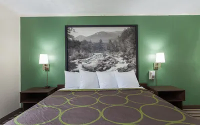 Photo 4 - Syracuse Inn