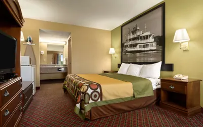 Photo 2 - Super 8 by Wyndham Hattiesburg North/University Area