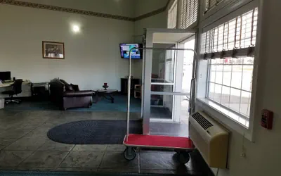 Photo 3 - Simple Rewards Inn