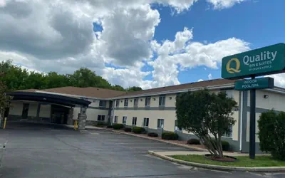 Photo 2 - Quality Inn & Suites West Bend