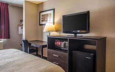 Photo 5 - Quality Inn & Suites West Bend