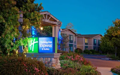 Holiday Inn Express & Suites Carpinteria by IHG