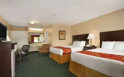 Photo 3 - Days Inn by Wyndham Alexander City