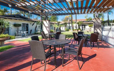 Photo 2 - Fallbrook Country Inn