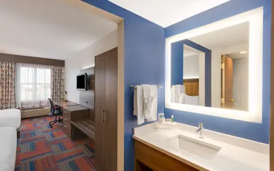 Photo 4 - Holiday Inn Express Cambridge by IHG