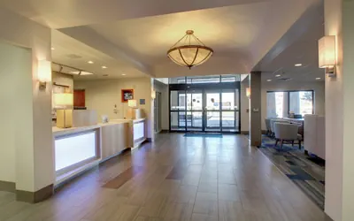 Holiday Inn Express Milwaukee North Brown Deer/Mequon by IHG