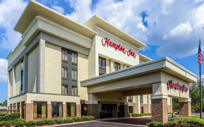 Photo 2 - Hampton Inn Jackson/Pearl-International Airport