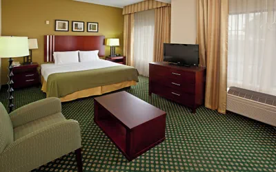 Photo 2 - HOLIDAY INN EXPRESS & SUITES INDIANAPOLIS - EAST by IHG
