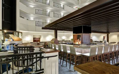 Photo 4 - Embassy Suites by Hilton Orlando Downtown