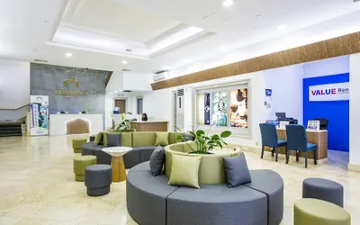 Photo 3 - Grand Plaza Hotel