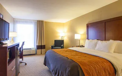 Photo 2 - Quality Inn & Suites I-40 East