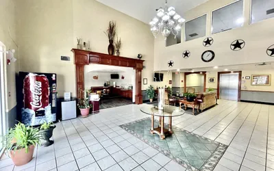Photo 2 - FairBridge Inn & Suites Cleburne