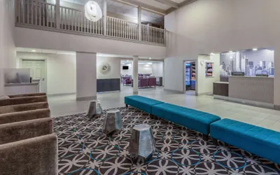 Photo 4 - La Quinta Inn & Suites by Wyndham Rockwall