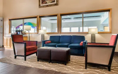 Photo 3 - Quality Inn Jacksonville near I-72
