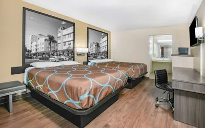 Photo 5 - Super 8 by Wyndham Moss Point