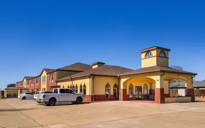 Photo 2 - Quality Inn Bay City TX