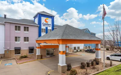 Photo 2 - Comfort Inn & Suites Conway