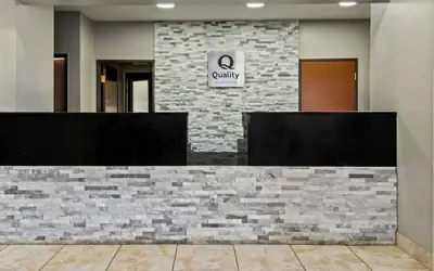 Photo 3 - Quality Inn & Suites - Granbury