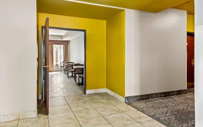 Photo 5 - Quality Inn & Suites - Granbury