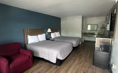 Photo 4 - Key West Inn - Clanton