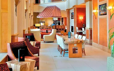 Photo 4 - Marriott Anchorage Downtown