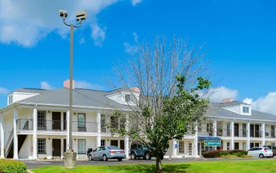 Photo 2 - Quality Inn Vicksburg