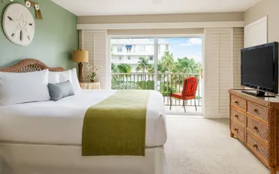 Photo 5 - Olde Marco Island Inn and Suites