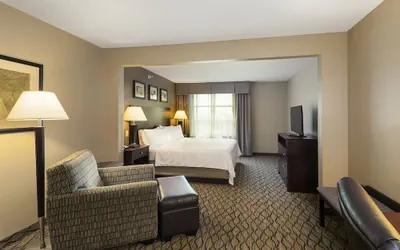 Photo 4 - Holiday Inn Express Bloomington West by IHG
