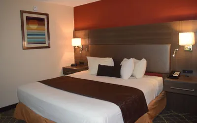 Photo 4 - American Inn & Suites West Memphis I-40/I-55