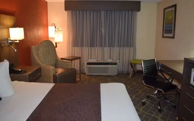 Photo 3 - American Inn & Suites West Memphis I-40/I-55