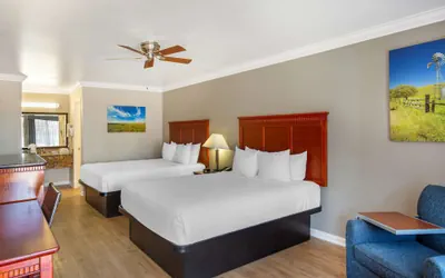 Photo 5 - Best Western Heritage Inn