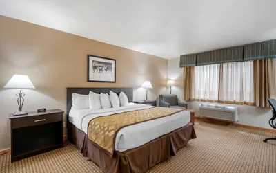 Photo 2 - Best Western Pinedale Inn