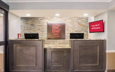 Photo 4 - Red Roof Inn & Suites Athens, AL
