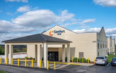 Photo 2 - Comfort Inn Lexington I-75