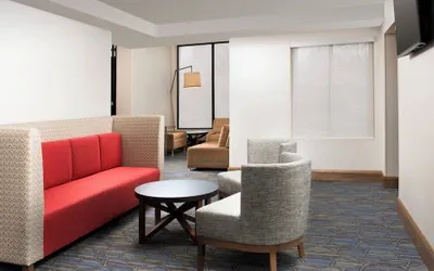 Holiday Inn Express & Suites College Park-University Area by IHG