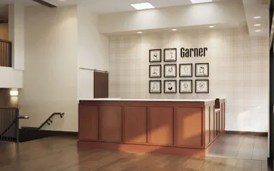 Photo 2 - Garner Hotel Butte by IHG