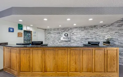 Photo 4 - Quality Inn & Suites Lincoln South